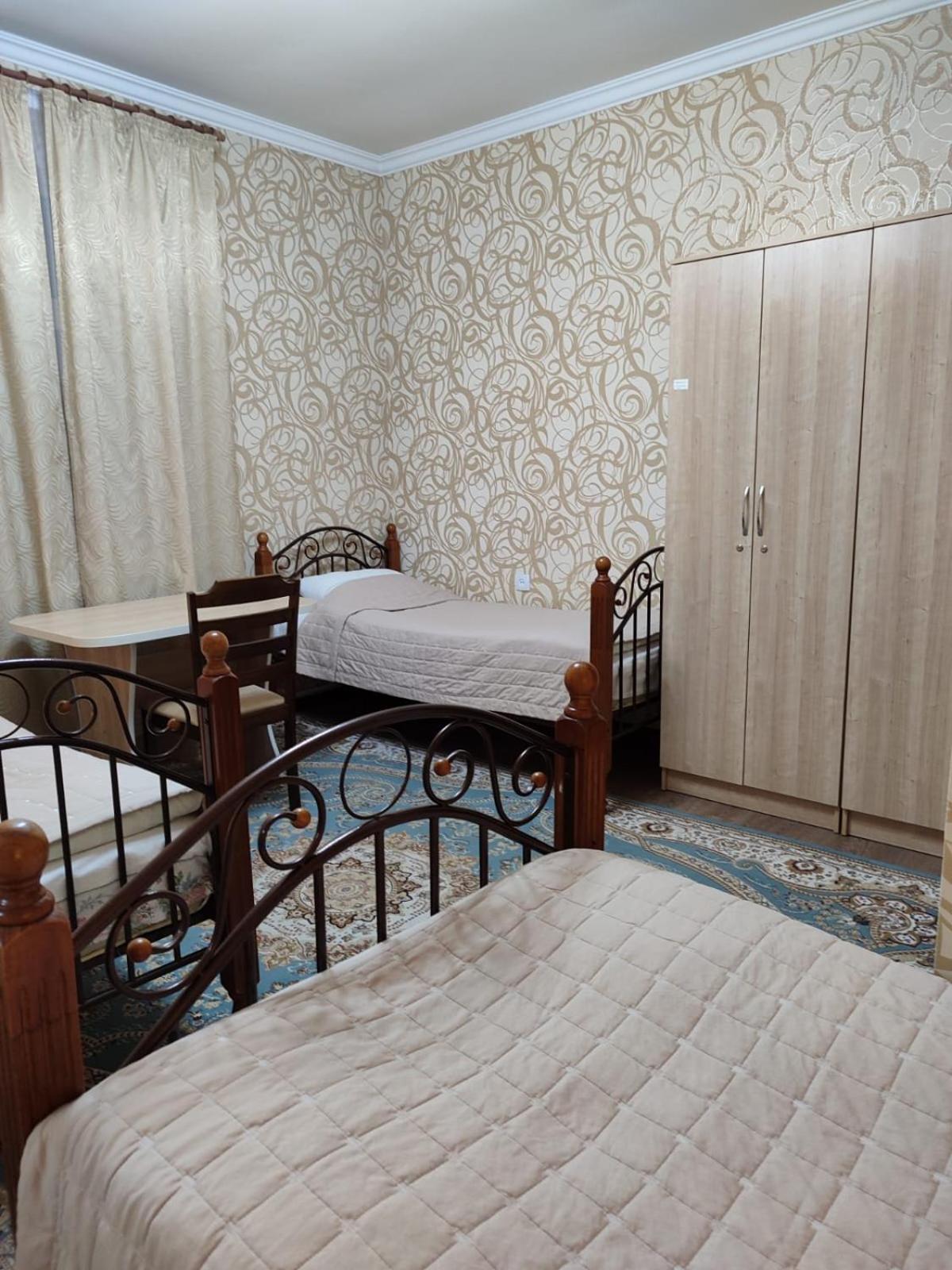 Hostel Viator Almaty Exterior foto